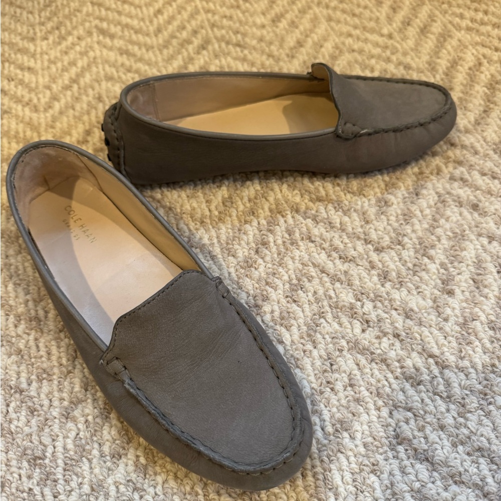 Cole Haan Women’s Gray Driving Loafers (W06145) Size 8